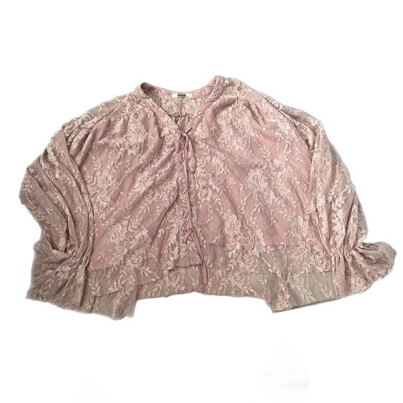 BKE Gimmicks lace pink long sleeve size medium - Picture 1 of 4